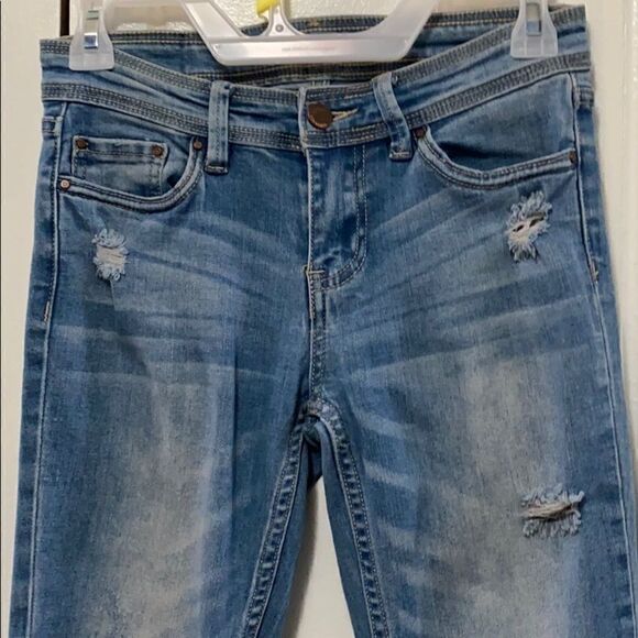Sugar Magnolia Distressed Skinny Jeans size 3 - Picture 2 of 12